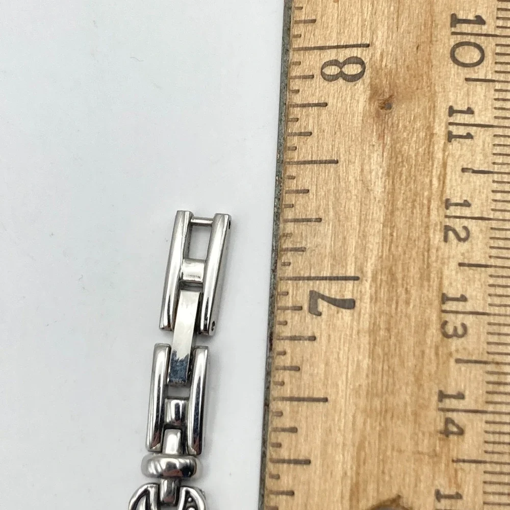 Details Women's Watch 20mm Silver Tone Oval w/Extender New Battery 6.75